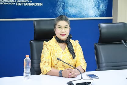 ต้อนรับผู้ทรงคุณวุฒิ บพท