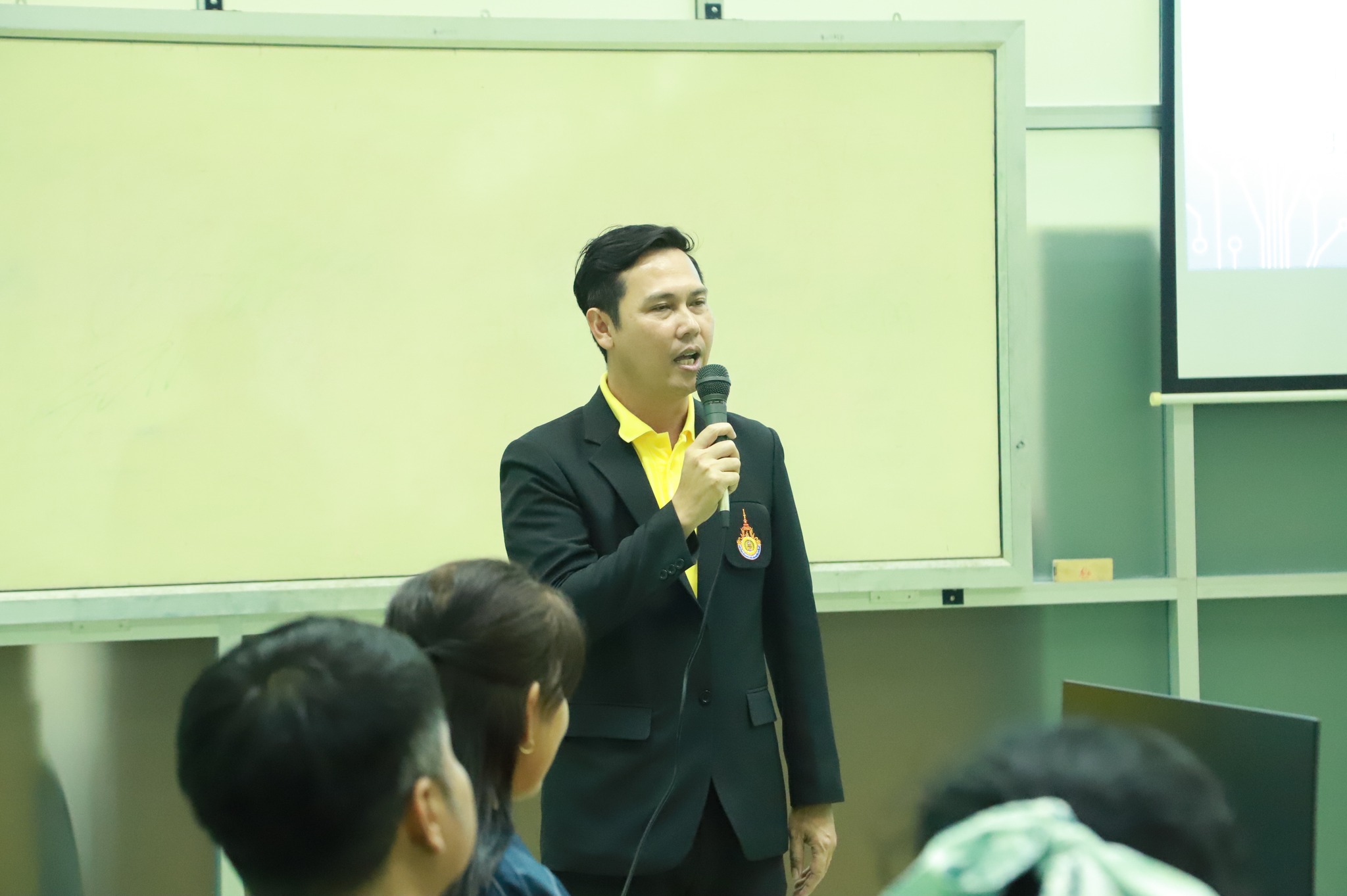 สำนักวิทยบริการฯ มรภ.กาญจนบุรี ศึกษาดูงาน