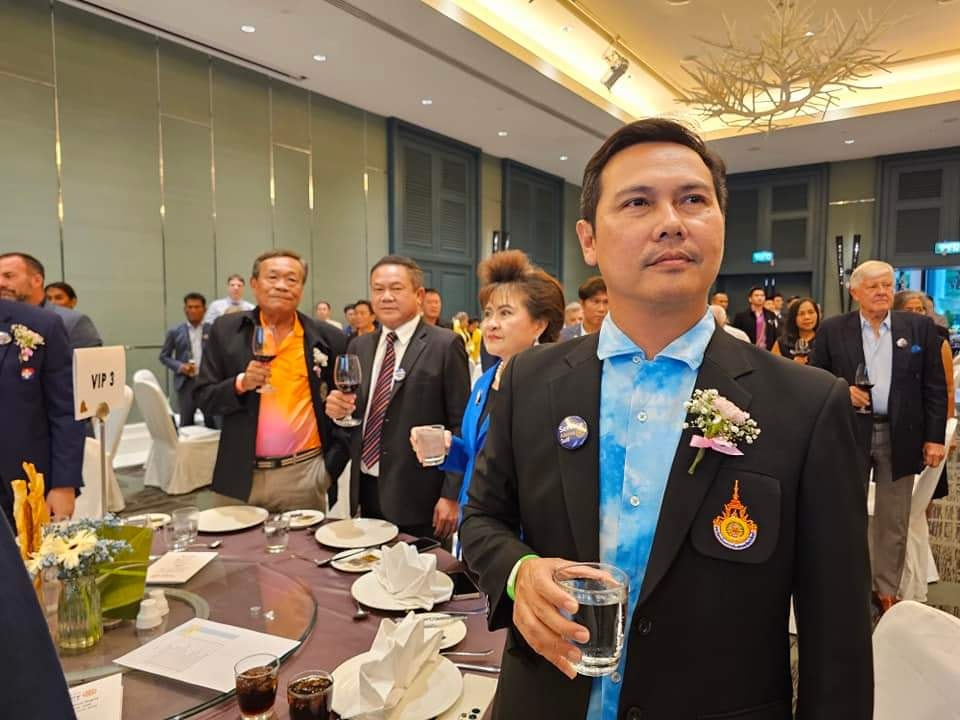 พิธีสถาปนา นายกสโมสรโรตารี - โรทาแรคท์