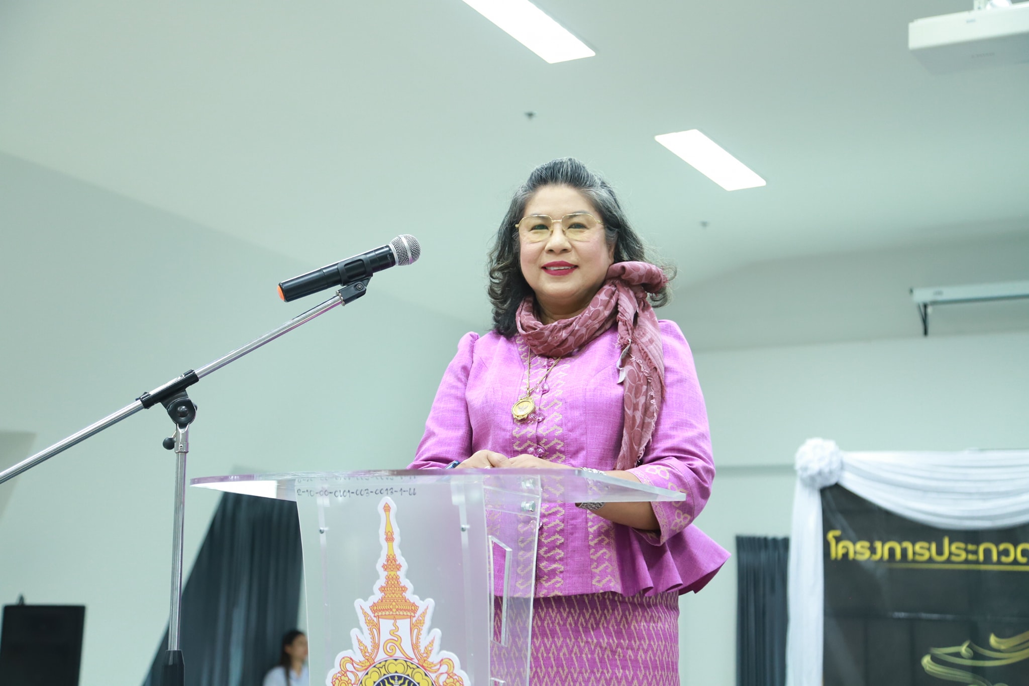 โครงการประกวดดาว-เดือน และ Miss LGBTQ คณะบริหารธุรกิจ