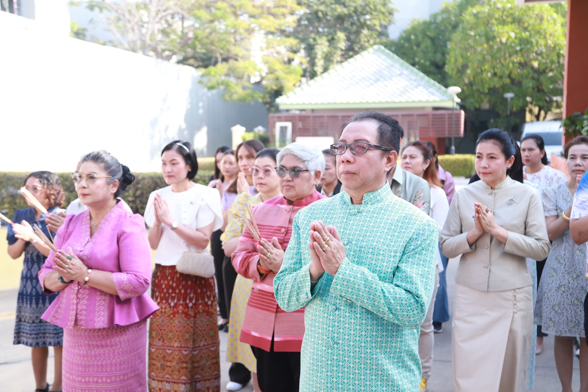 ทำบุญครบรอบ 9 ปีราชมงคลชมคลื่น