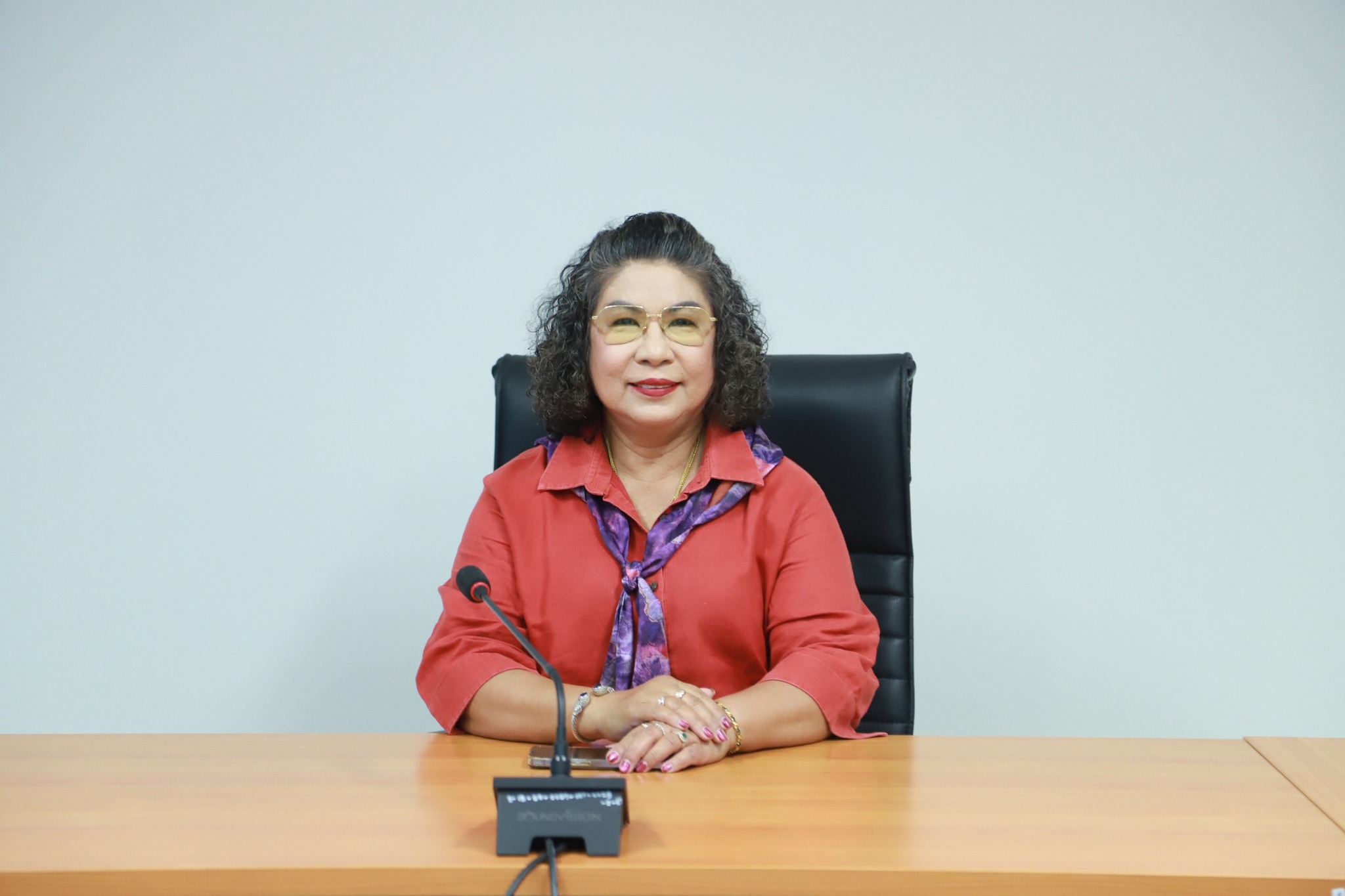 ประชุมและหารือการปรับปรุงอาคารปฏิบัติการไฟฟ้า