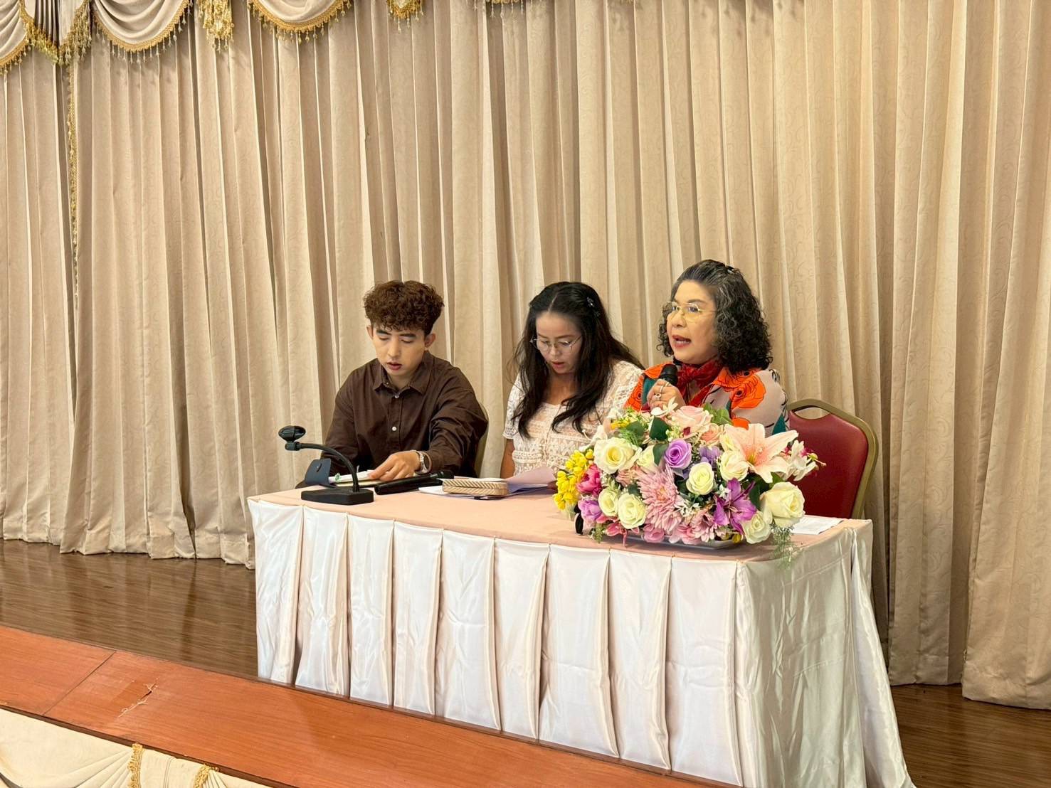 ประชุมพนักงานราชมงคลชมคลื่น ประจำเดือนสิงหาคม