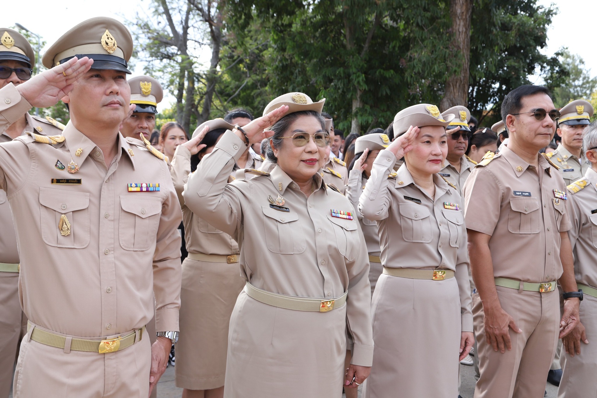 กิจกรรมเคารพธงชาติและร้องเพลงชาติไทยในโครงการวันพระราชทานธงชาติไทย