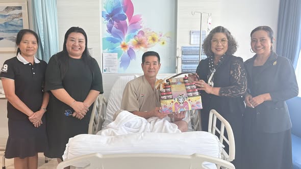 รองอธิการบดีฯ เข้าเยี่ยมนายกเทศมนตรีนครหัวหิน