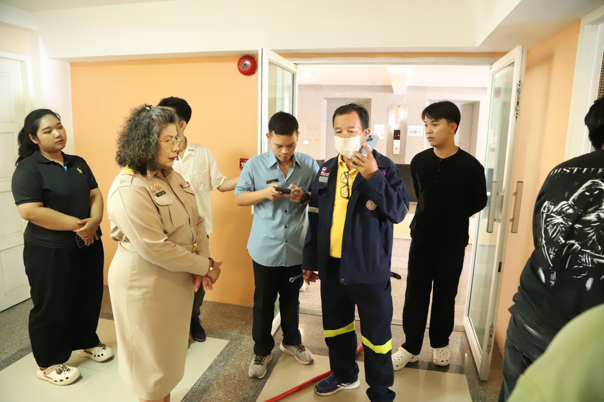 ทดสอบระบบดับเพลิงภายในอาคารปฏิบัติการโรงแรมและการท่องเที่ยว