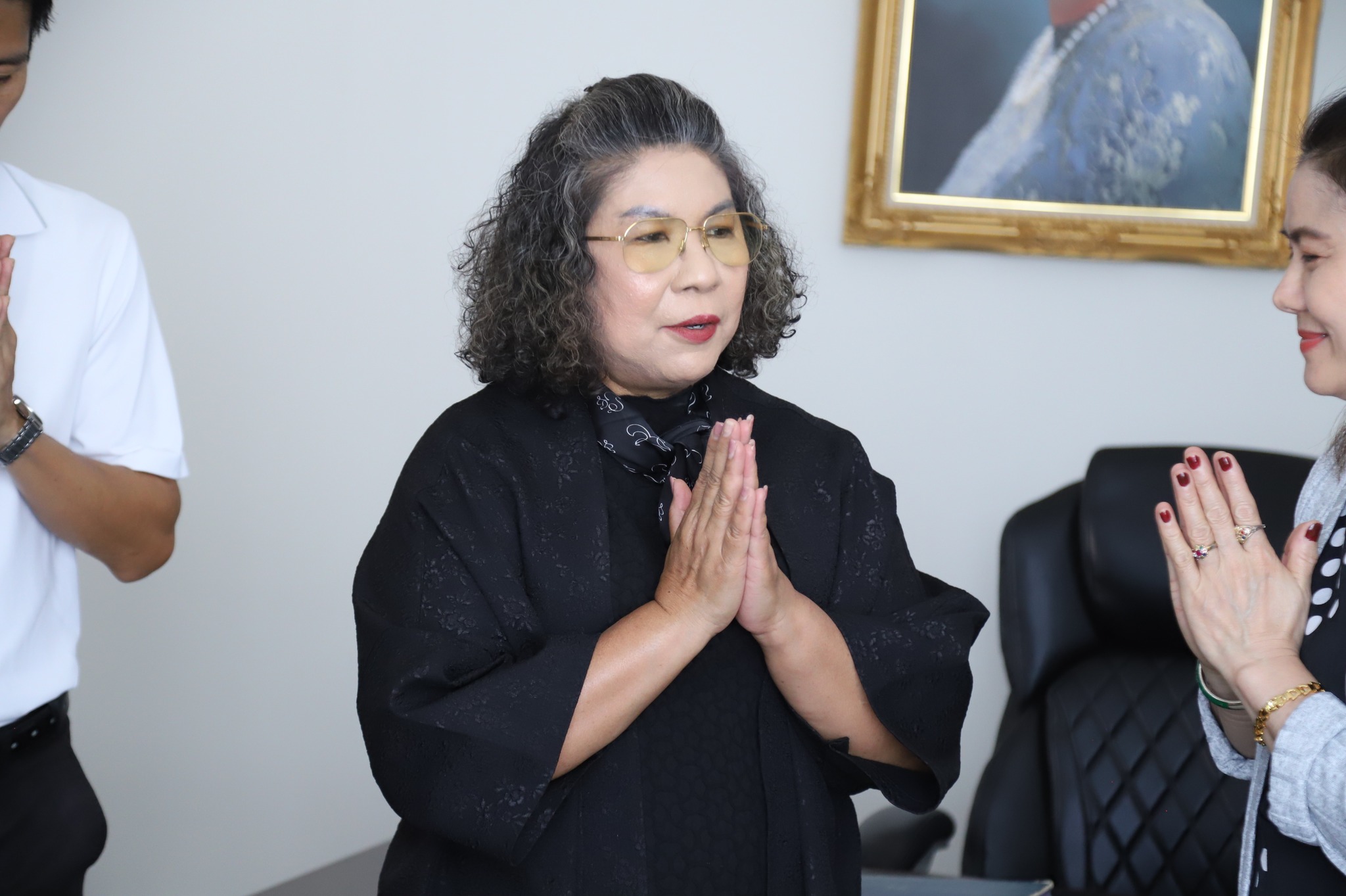 คณะศิลปศาสตร์ สวัสดีปีใหม่รองอธิการบดีประจำวิทยาเขตวังไกลกังวล