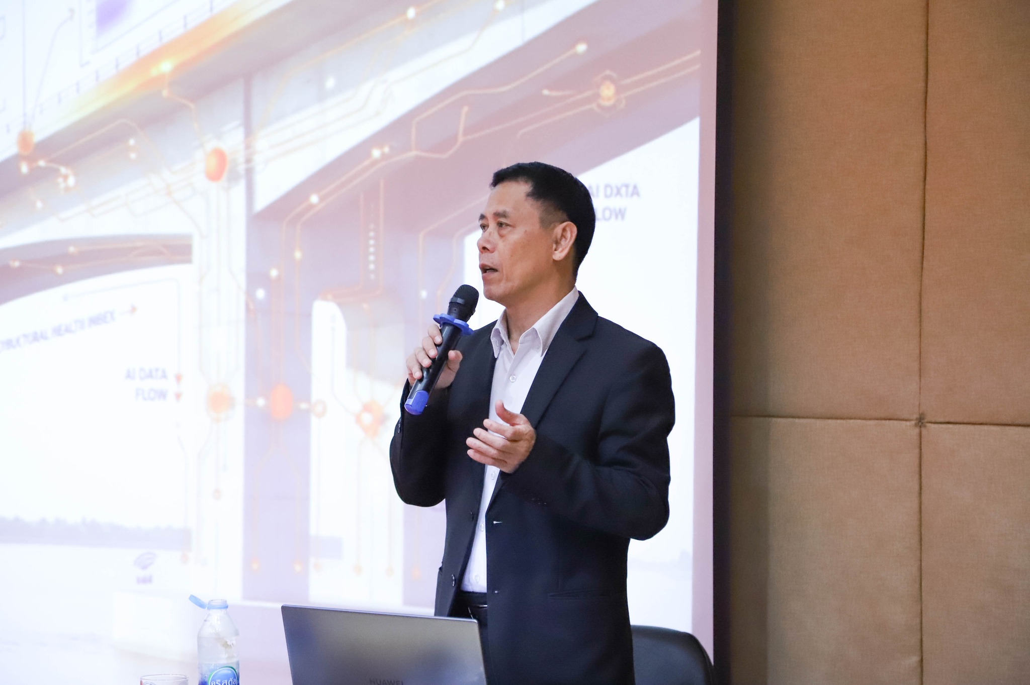 พิธีเปิดโครงการพัฒนาความรู้ต่อเนื่อง Upskill - Reskill ทางวิชาชีพวิศวกร