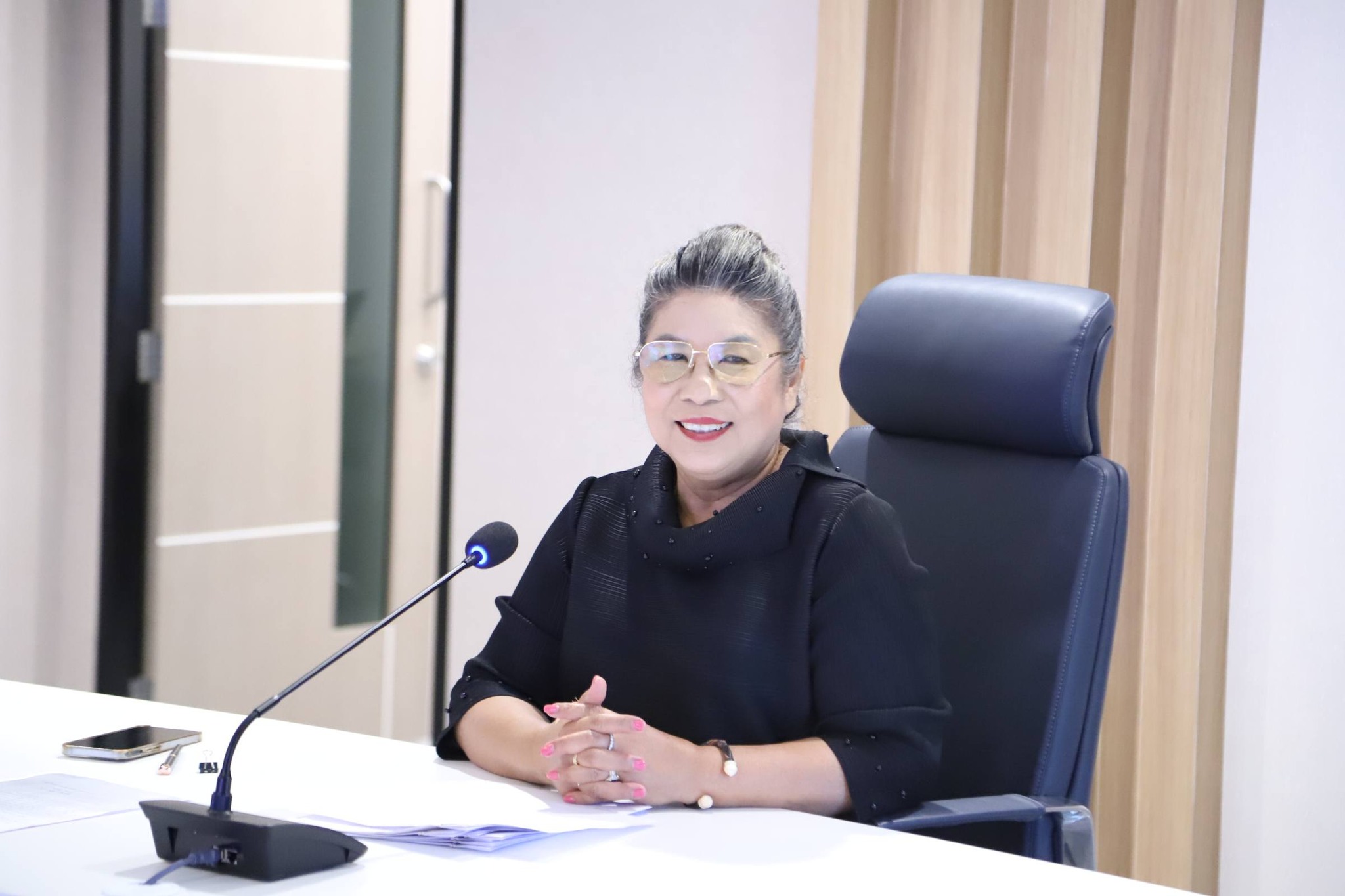 ประชุมคัดเลือกทุนการศึกษา 