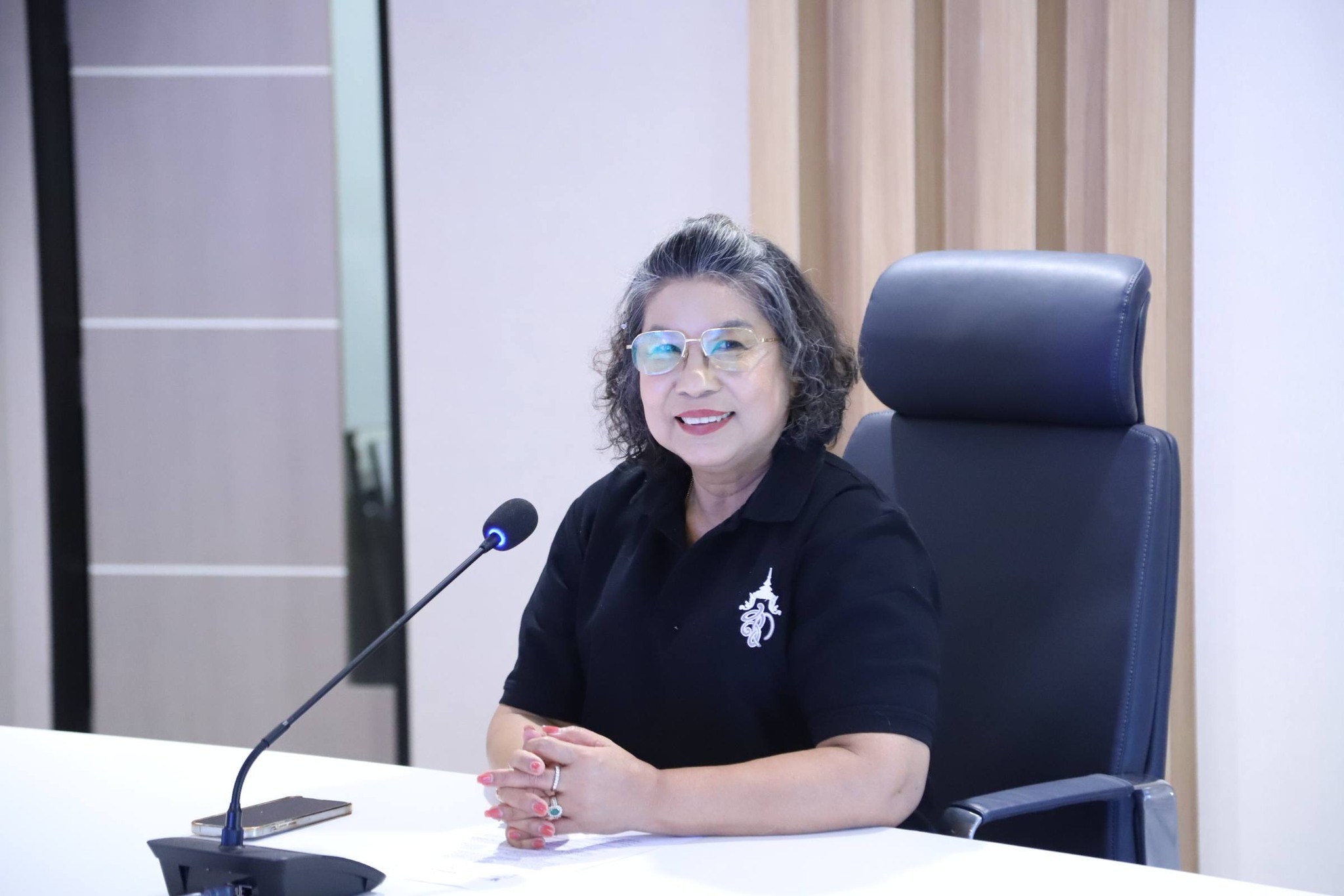 ประชุมคณะกรรมการกลั่นกรองผลการประเมินผลการปฏิบัติราชการของข้าราชการ
