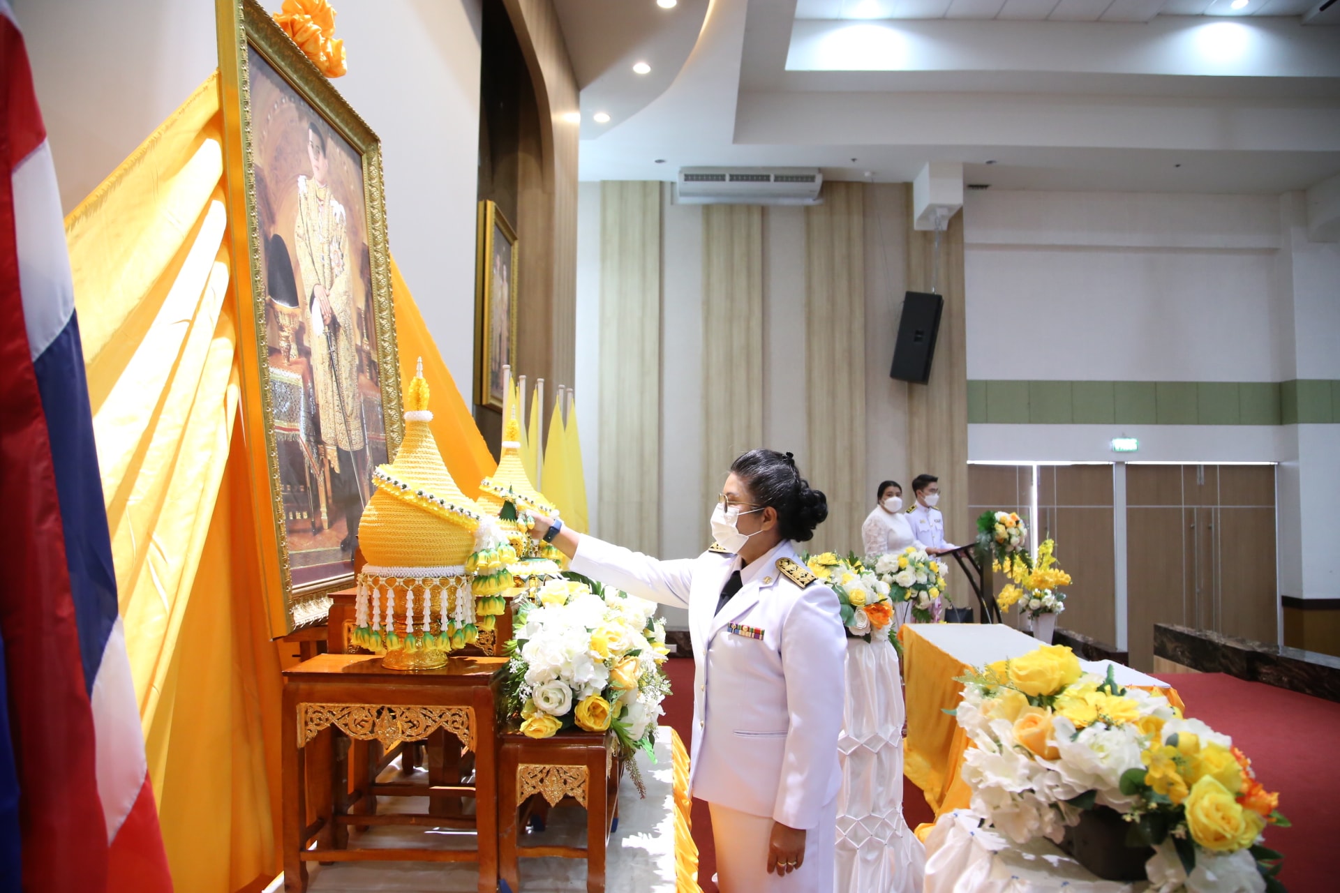 โครงการเฉลิมพระเกียรติสถาบันพระมหากษัตริย์ (27-7-65)