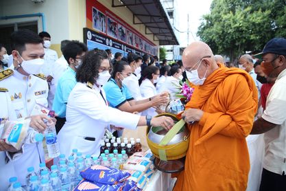 พิธีเนื่องในวันเฉลิมพระชนมพรรษา สมเด็จพระบรมราชชนนีพันปีหลวง (12-8-65)