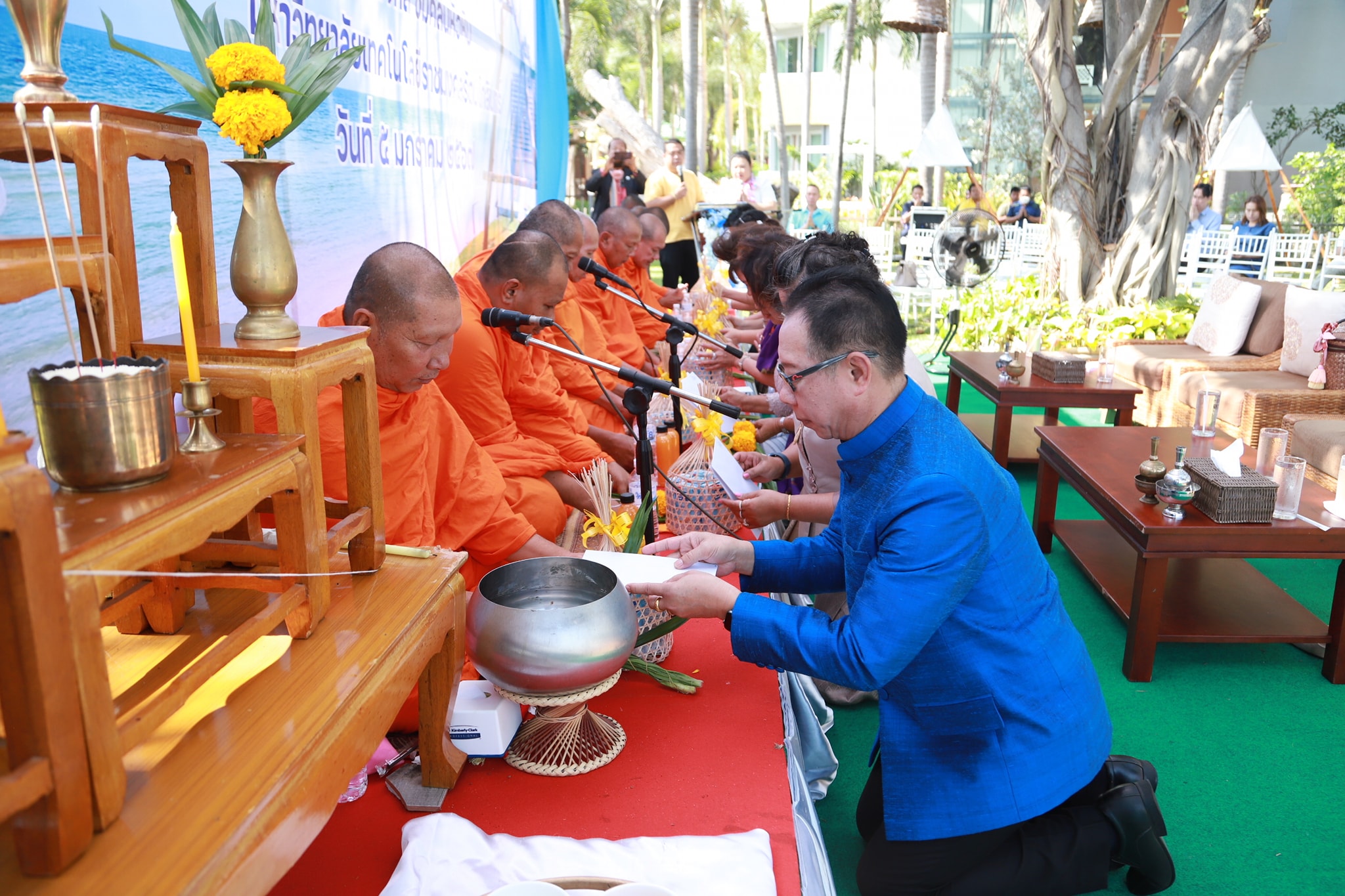 ทำบุญครบรอบ 8 ปี ราชมงคลชมคลื่น (พิธีสงฆ์)