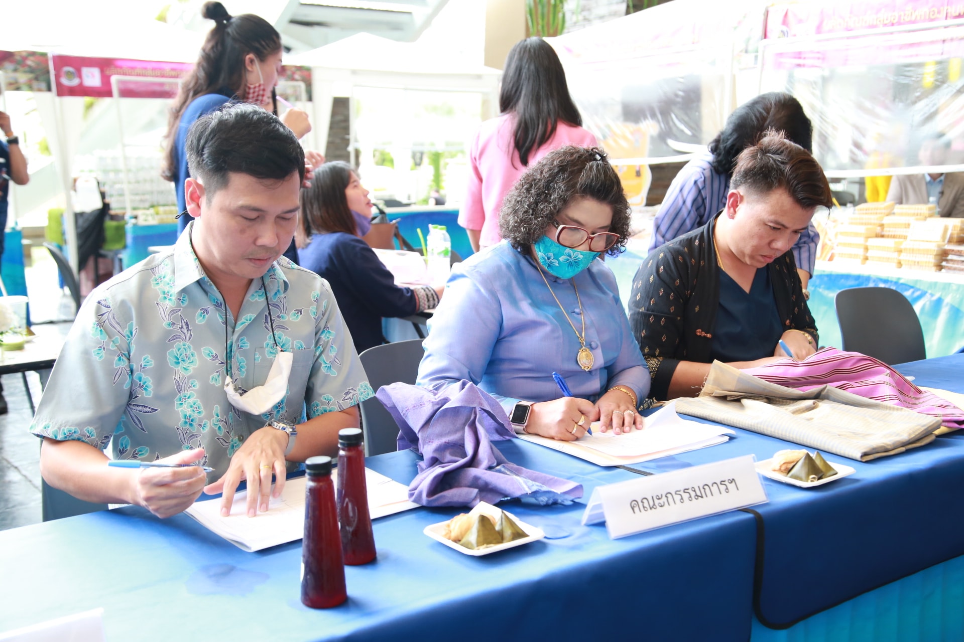 โครงการประกวดผ้าสืบสาน อนุรักษ์ศิลป์ผ้าถิ่นไทย ดำรงไว้ในแผ่นดิน